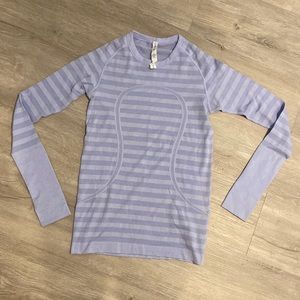Lululemon Athletica Long Sleeve Size 6